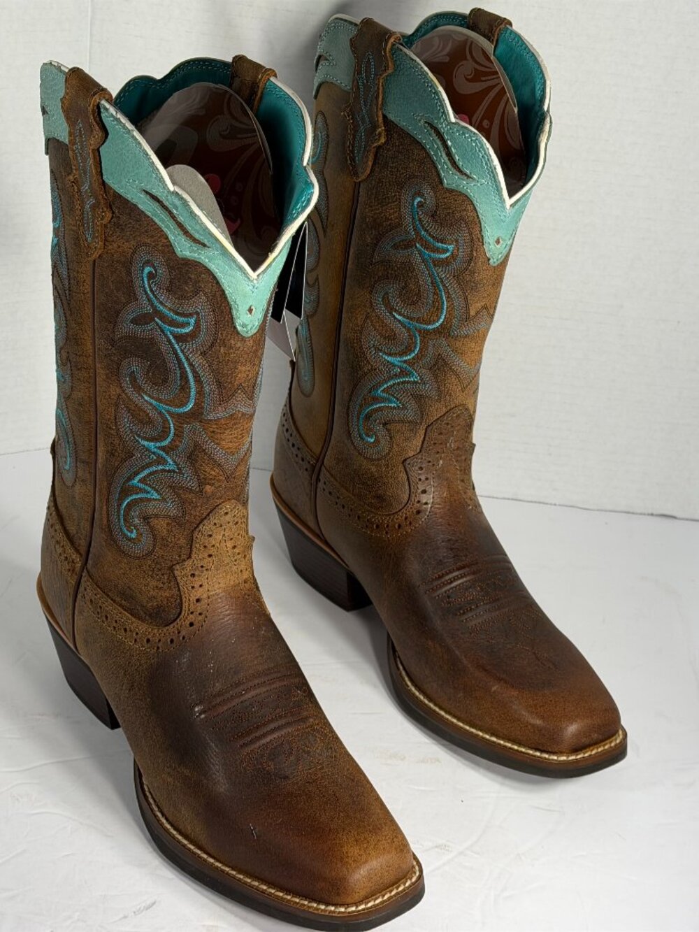 Women's NEW Justin leather boots size 9